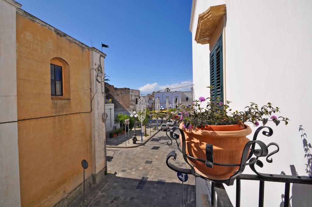 Palazzo Vaglio Bed and Breakfast Alliste Εξωτερικό φωτογραφία