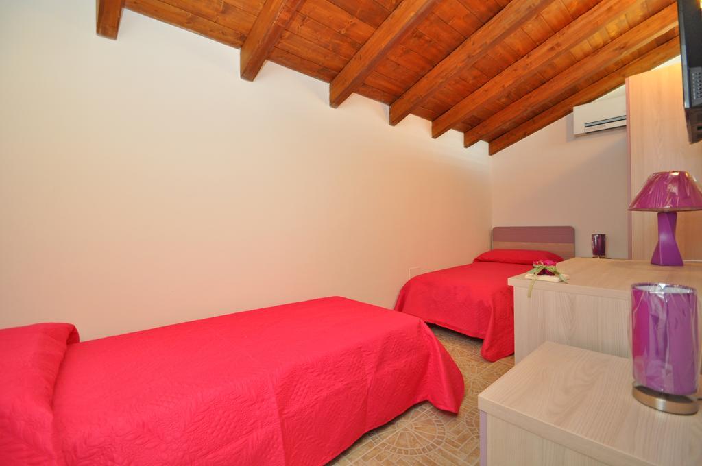 Palazzo Vaglio Bed and Breakfast Alliste Δωμάτιο φωτογραφία